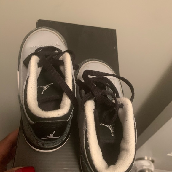 Jordan 3 Retro - Picture 3 of 4